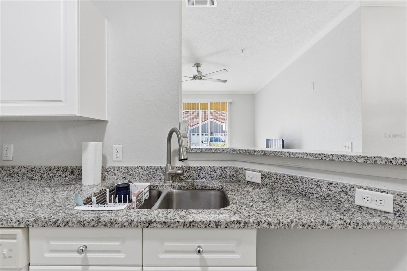 18001 RICHMOND PLACE DR #613, TAMPA, FL, 33647