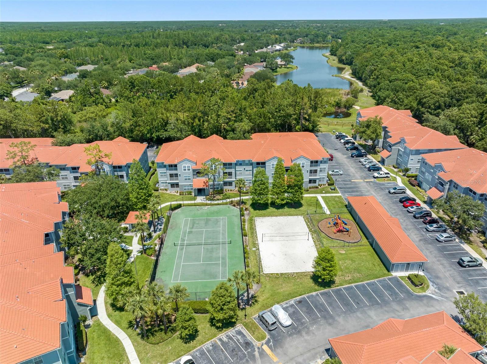 18001 RICHMOND PLACE DR #613, TAMPA, FL, 33647