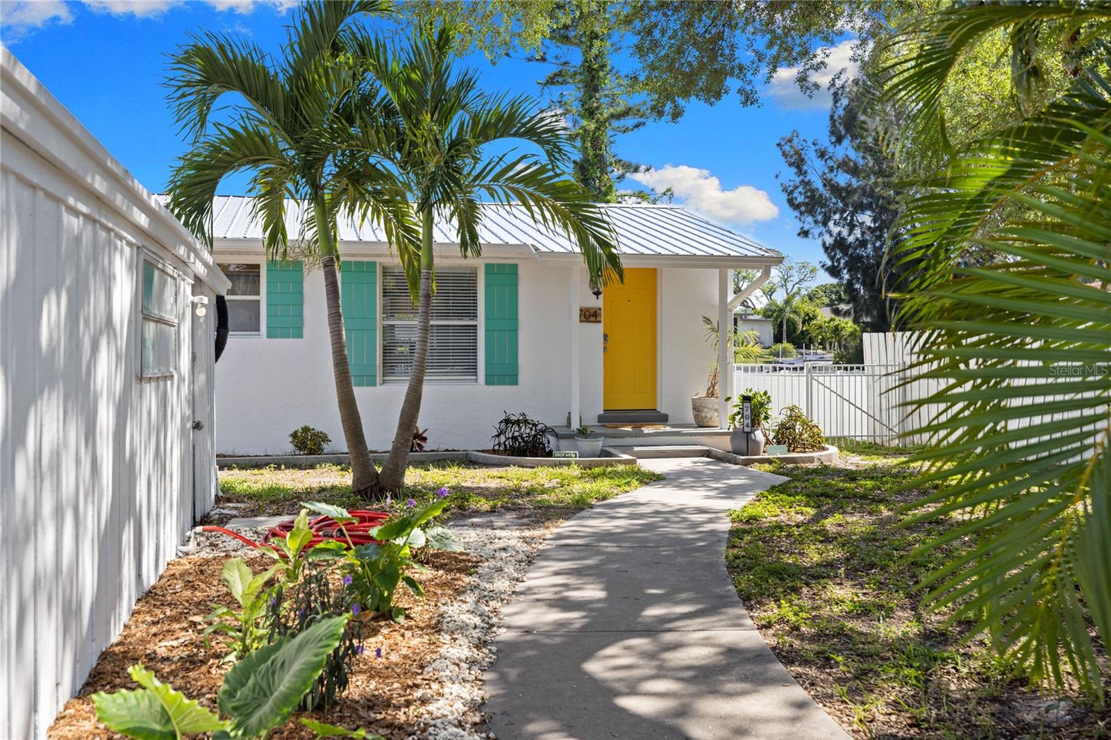 704 69TH AVE, BRADENTON, FL, 34207