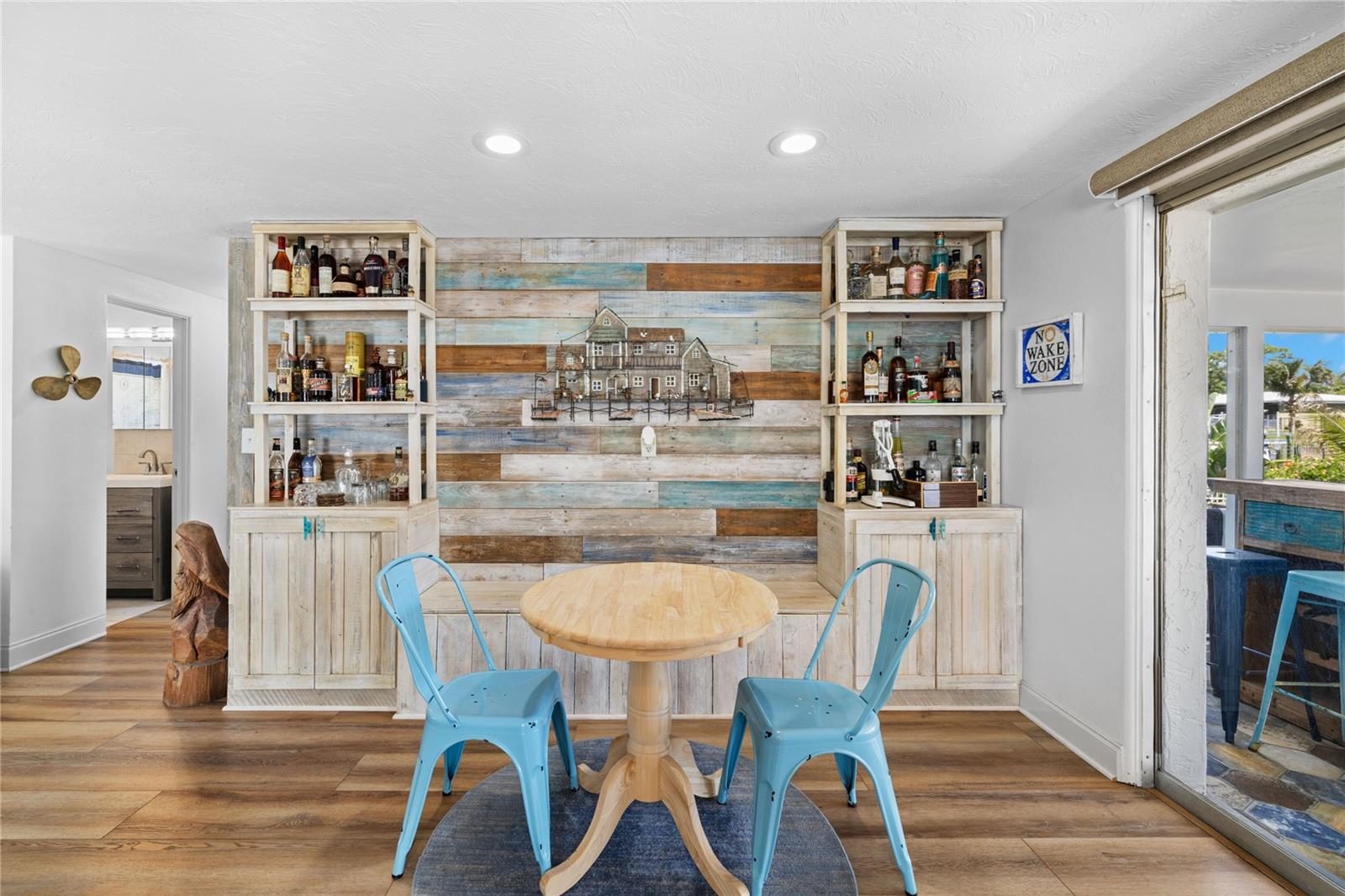 704 69TH AVE, BRADENTON, FL, 34207