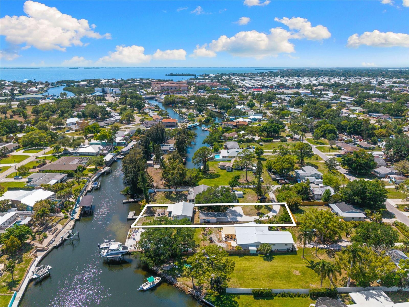 704 69TH AVE, BRADENTON, FL, 34207