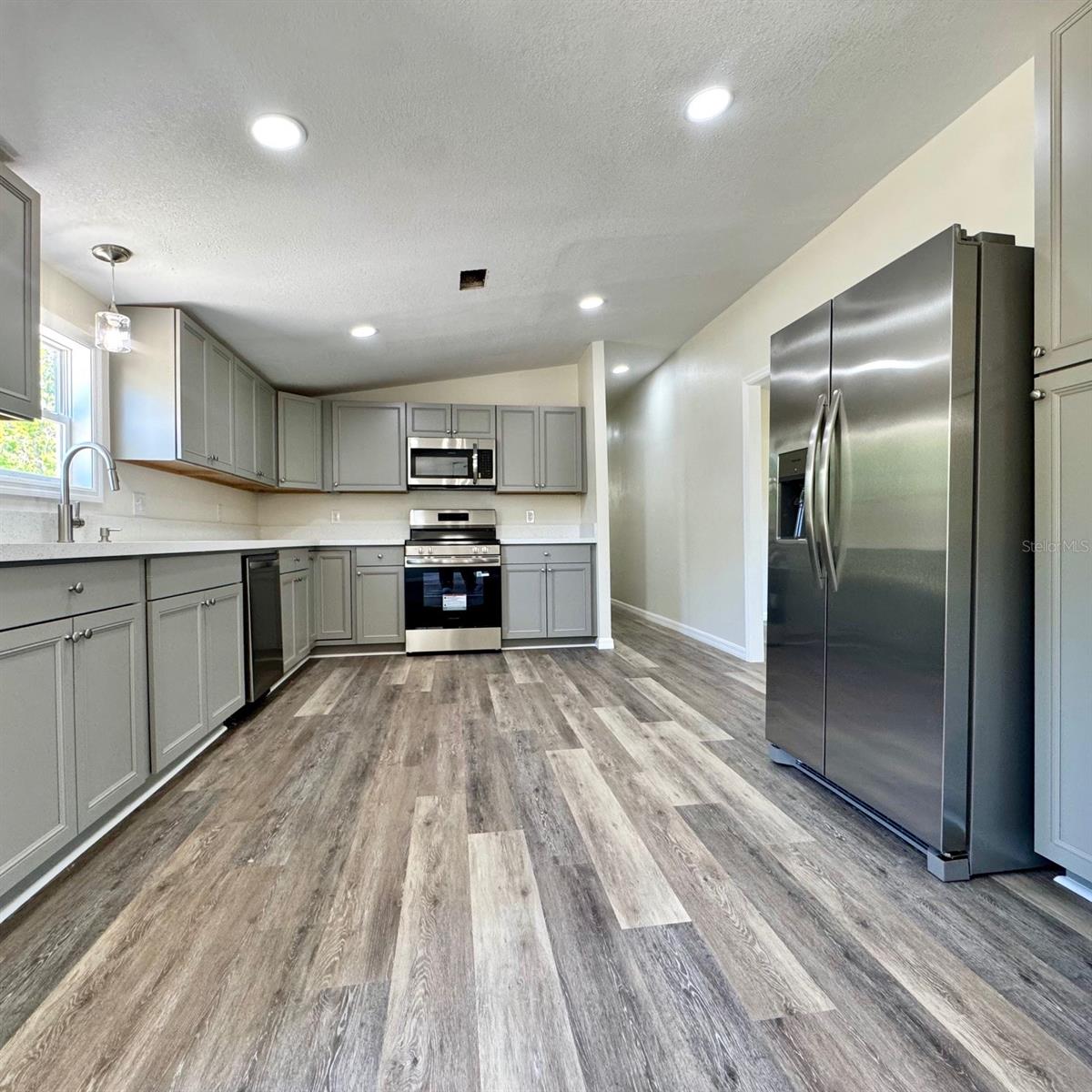 4220 OLD DIXIE HWY, AUBURNDALE, FL, 33823