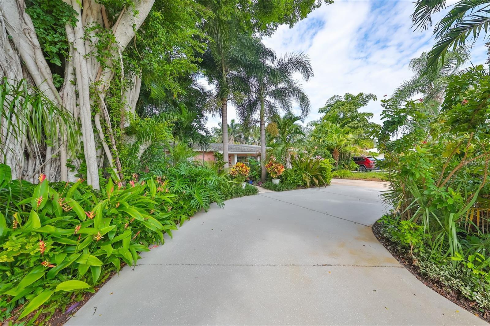 5934 115TH LN, SEMINOLE, FL, 33772