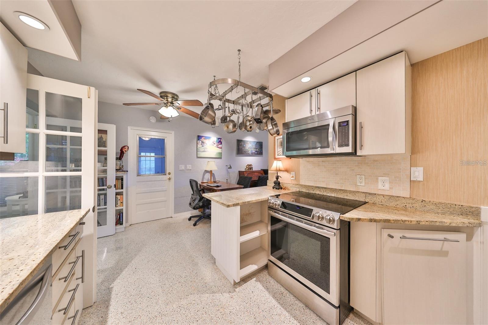 5934 115TH LN, SEMINOLE, FL, 33772