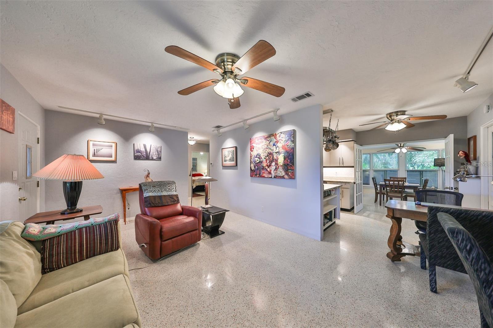 5934 115TH LN, SEMINOLE, FL, 33772