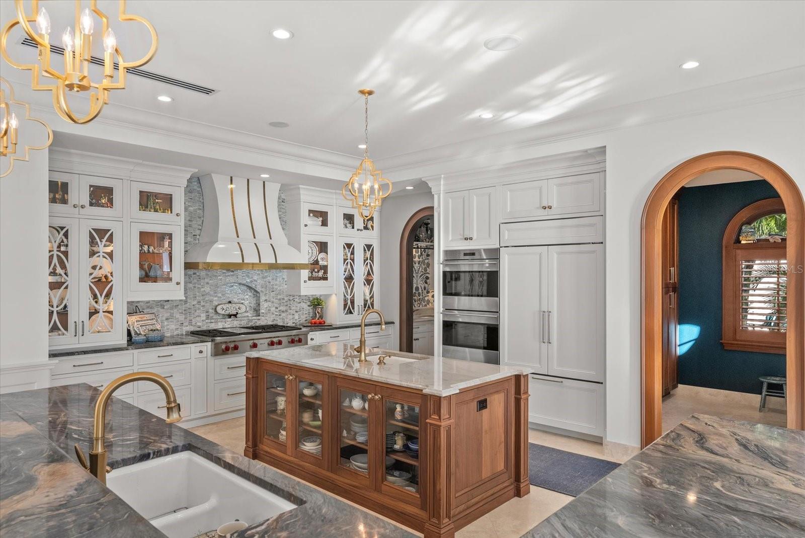 740 N MANASOTA KEY RD, ENGLEWOOD, FL, 34223