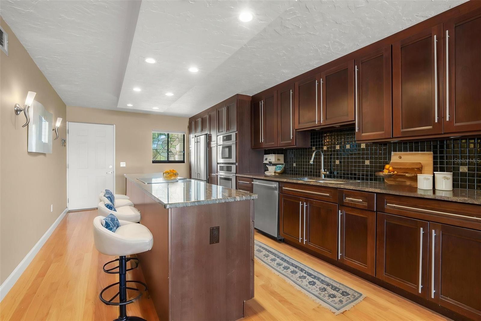 8711 BLIND PASS RD #104A, ST PETERSBURG, FL, 33706