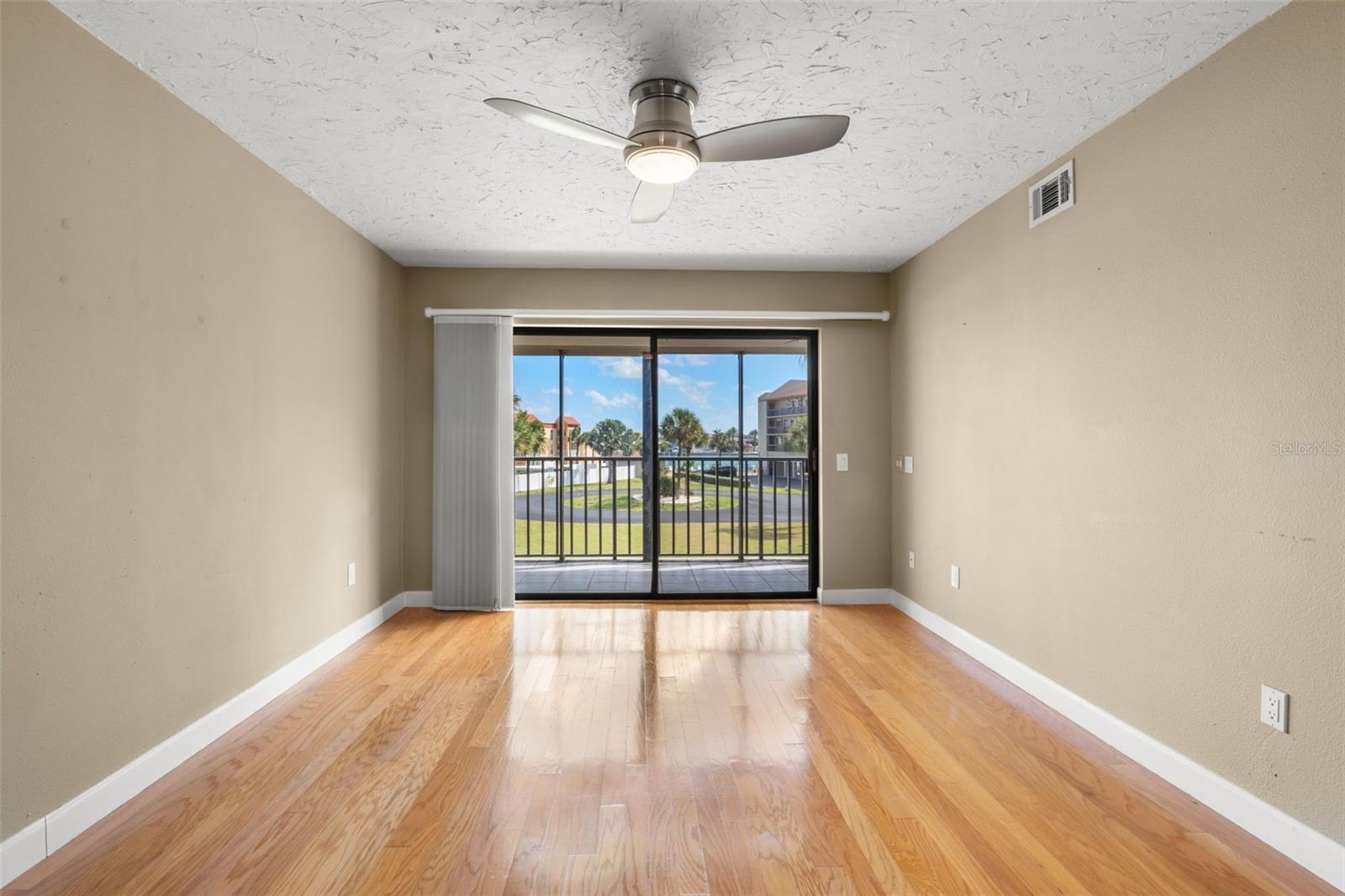 8711 BLIND PASS RD #104A, ST PETERSBURG, FL, 33706