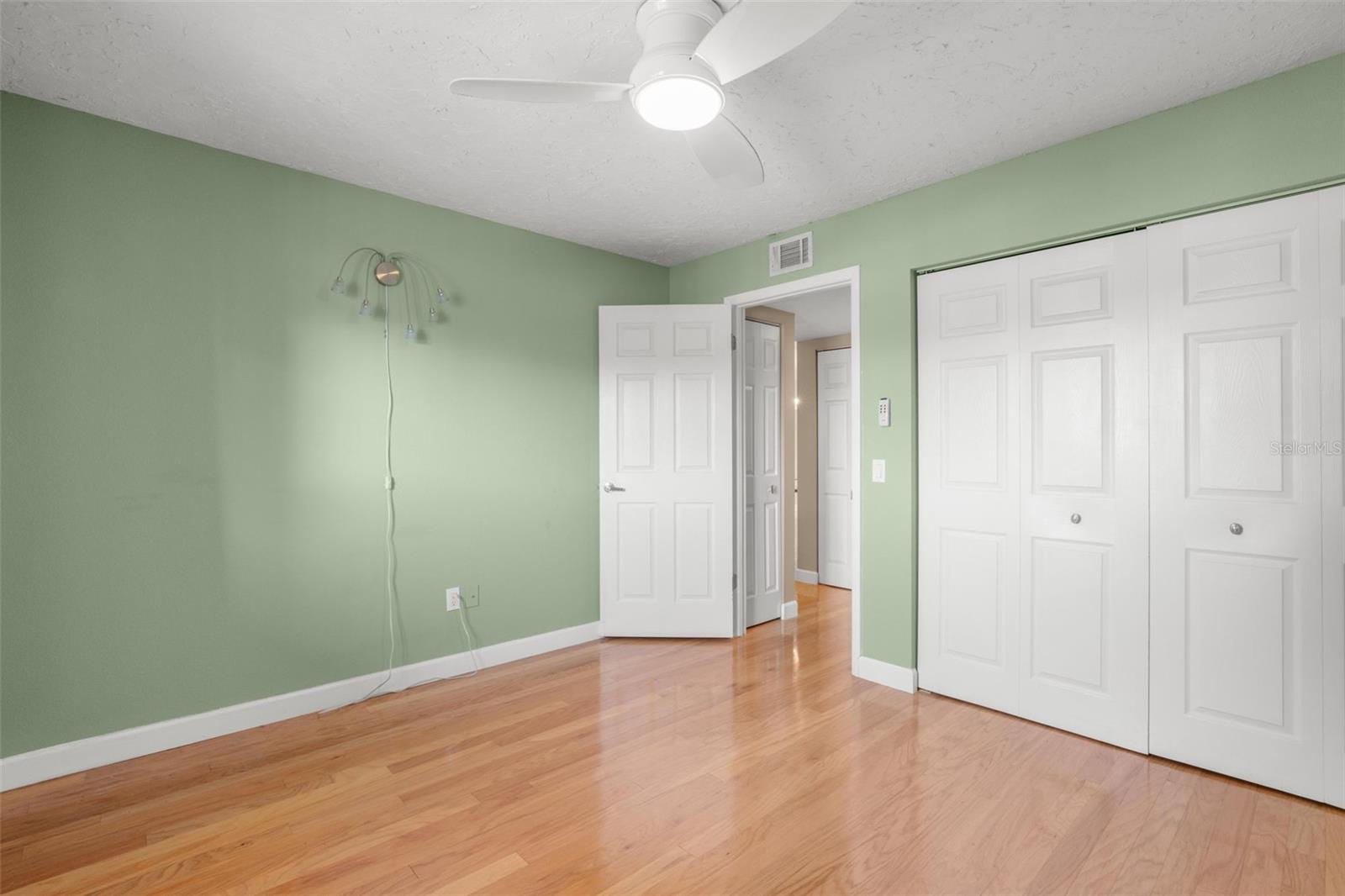 8711 BLIND PASS RD #104A, ST PETERSBURG, FL, 33706