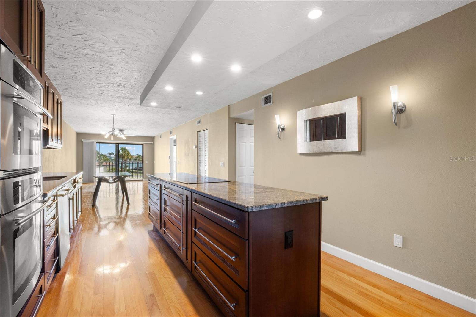 8711 BLIND PASS RD #104A, ST PETERSBURG, FL, 33706