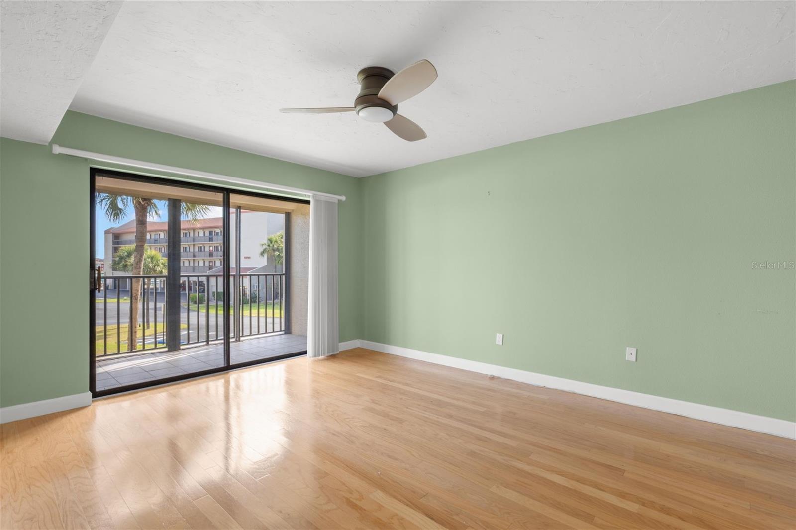 8711 BLIND PASS RD #104A, ST PETERSBURG, FL, 33706