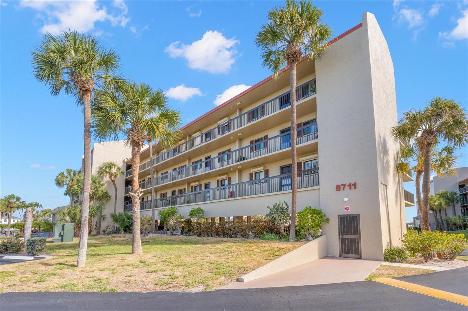 8711 BLIND PASS RD #104A, ST PETERSBURG, FL, 33706