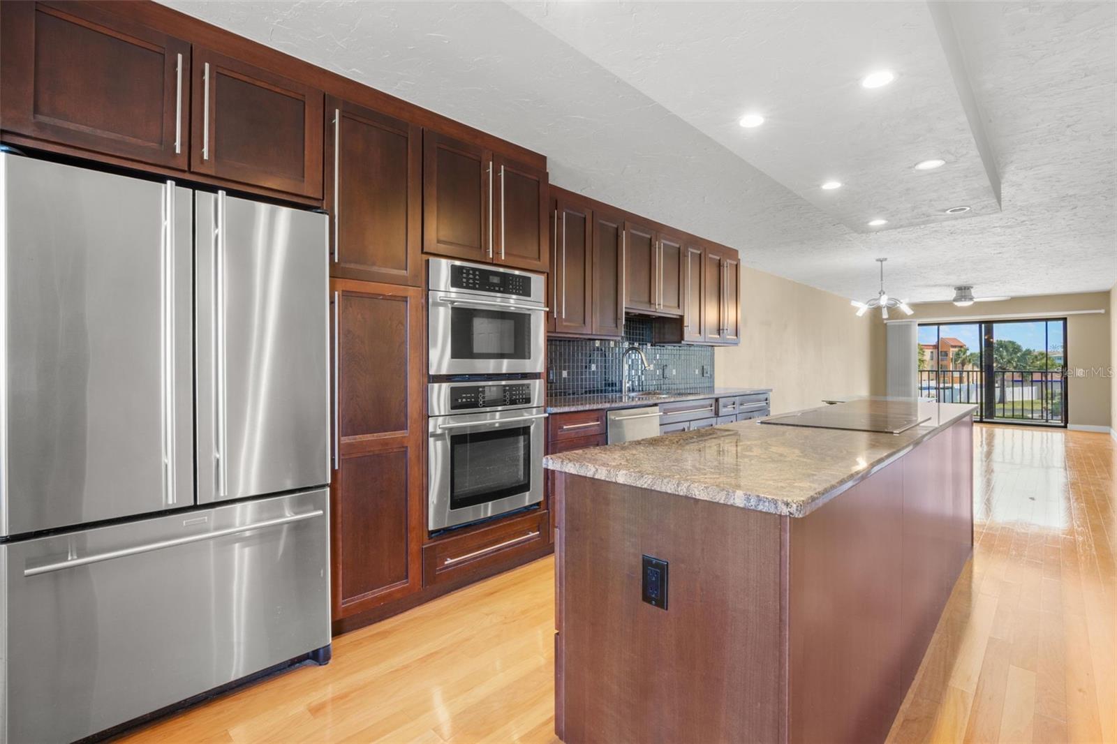 8711 BLIND PASS RD #104A, ST PETERSBURG, FL, 33706