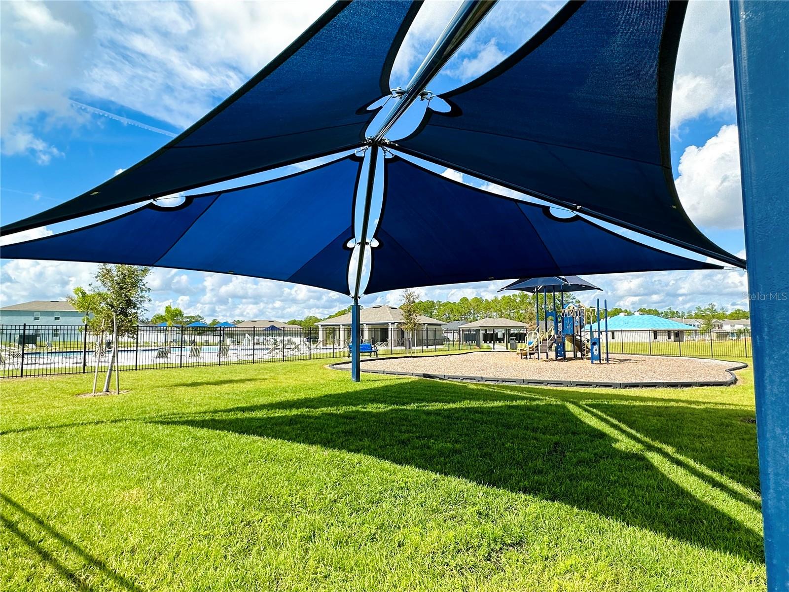 700 DARING DR, DAVENPORT, FL, 33837