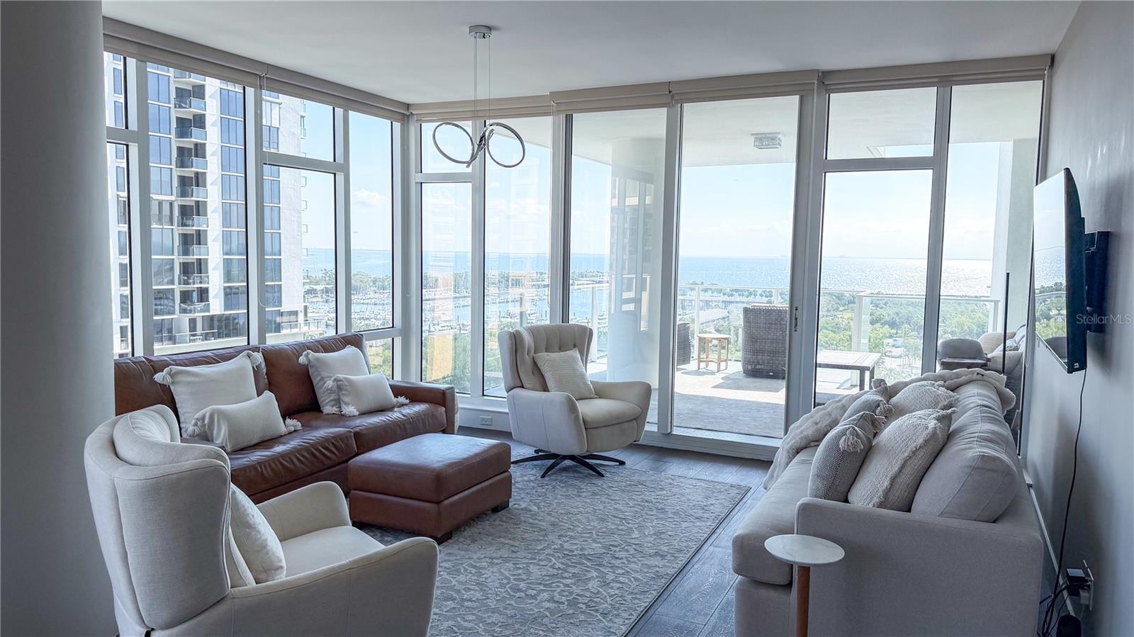 175 1ST ST S #1108, ST PETERSBURG, FL, 33701