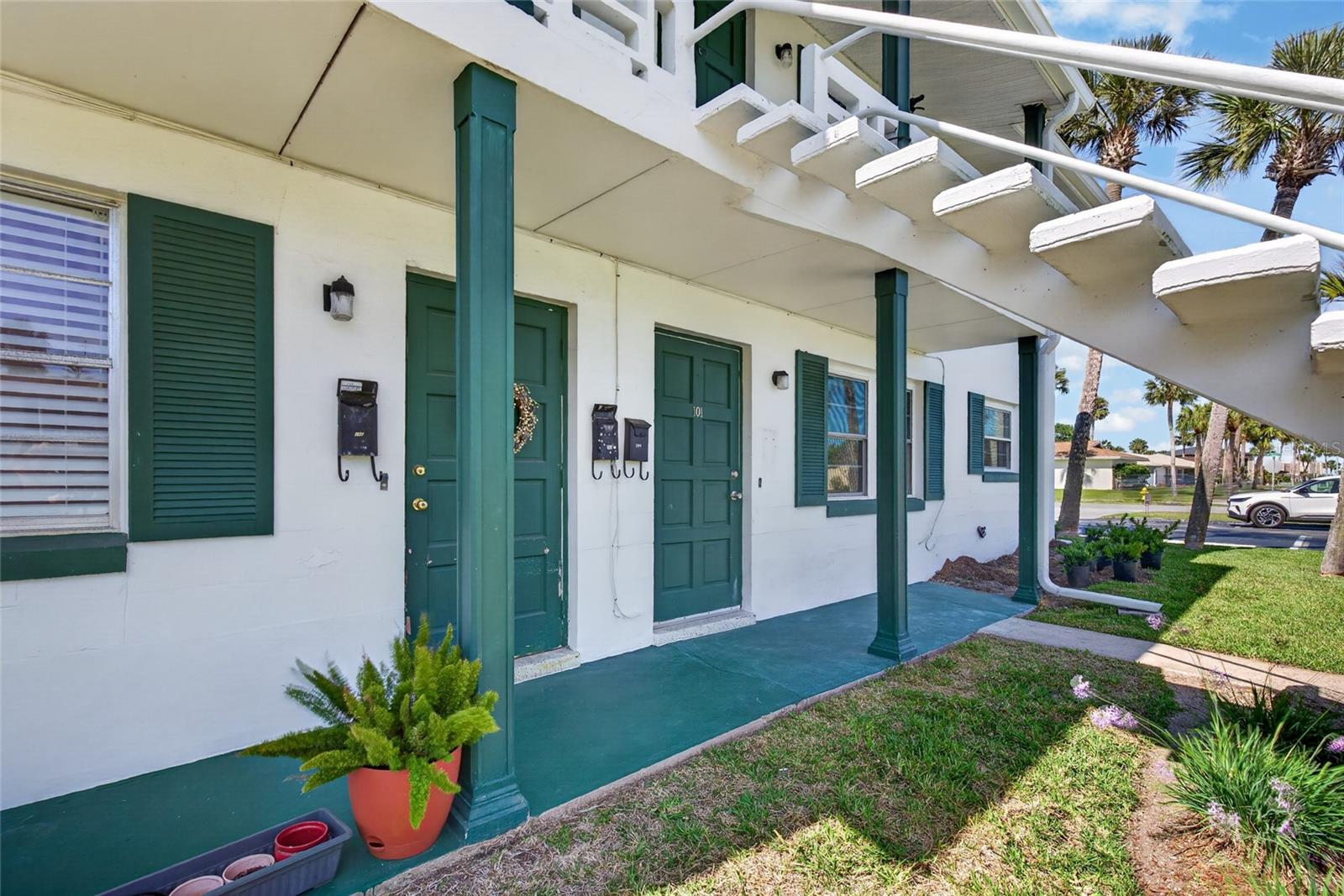 1800 S PALMETTO AVE #1010, SOUTH DAYTONA, FL, 32119