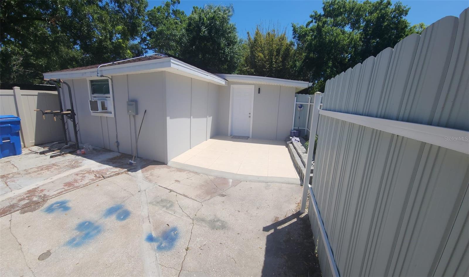 6809 N GUNLOCK AVE, TAMPA, FL, 33614