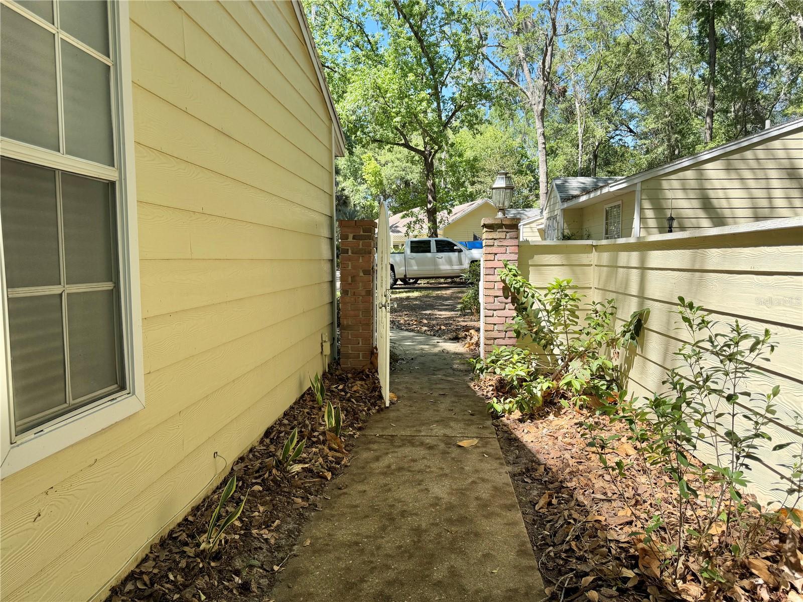 421 NW 48TH BLVD, GAINESVILLE, FL, 32607