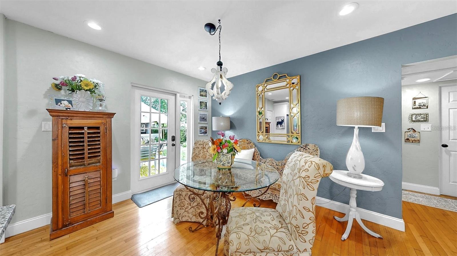 4020 QUEEN ST N, ST PETERSBURG, FL, 33714