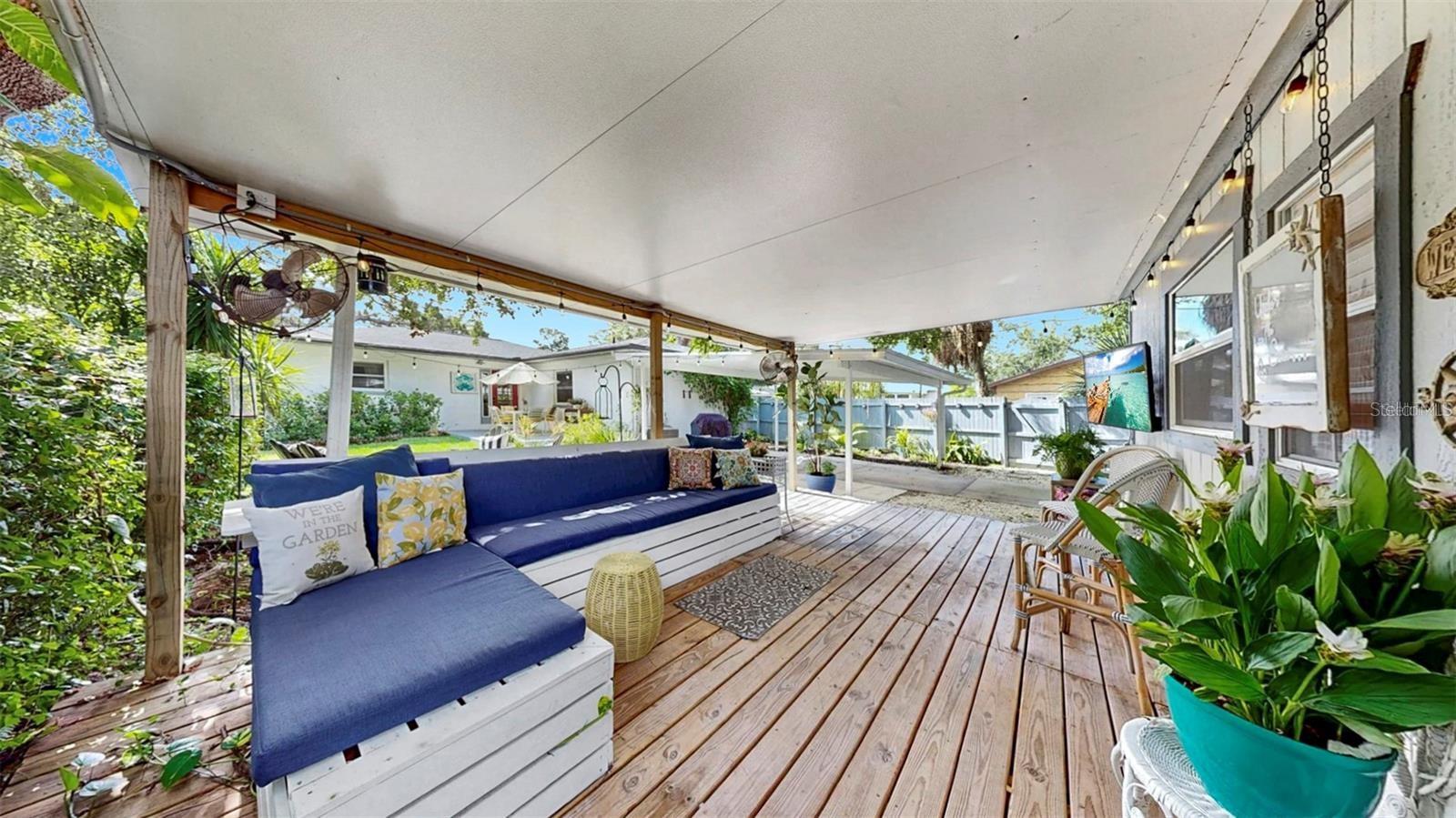 4020 QUEEN ST N, ST PETERSBURG, FL, 33714