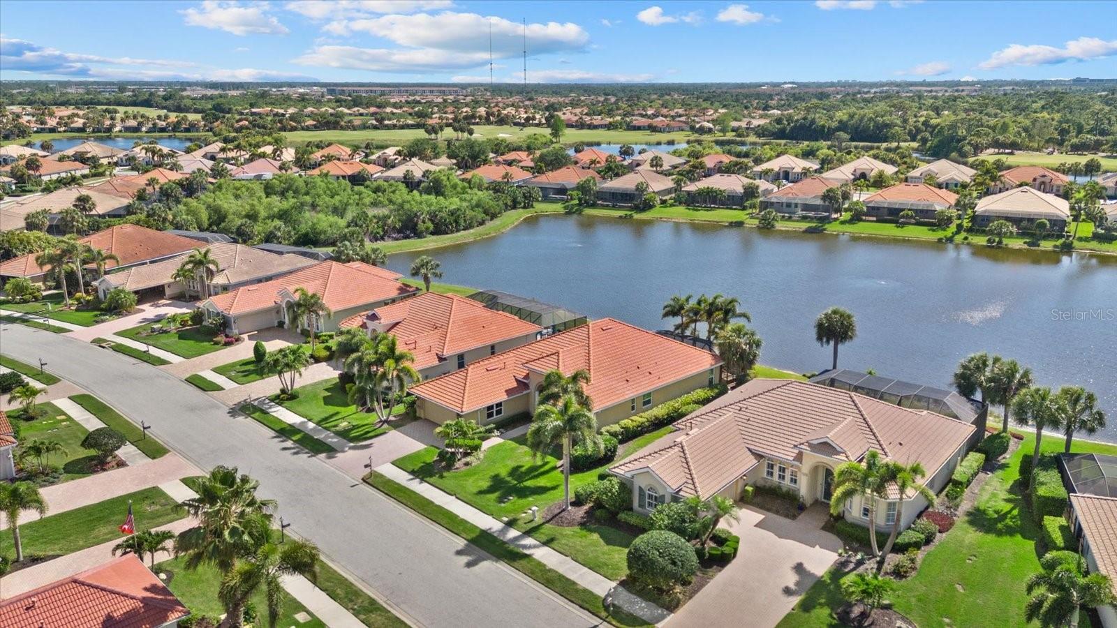 229 MONTELLUNA DR, NORTH VENICE, FL, 34275