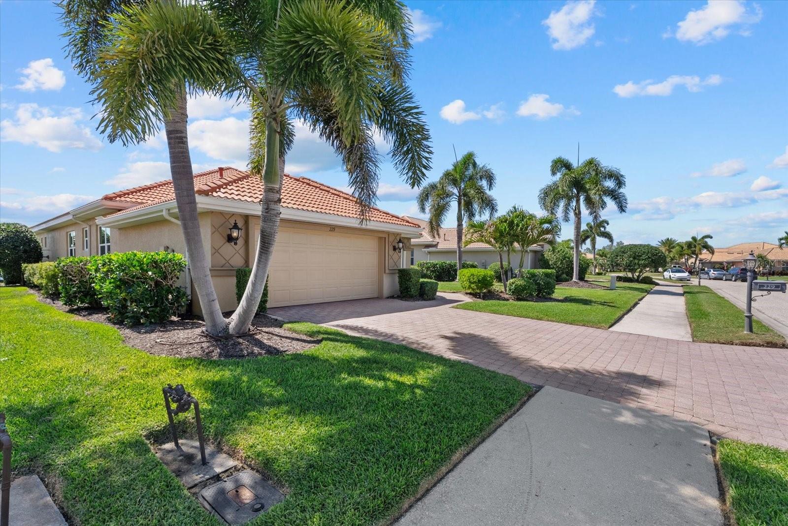 229 MONTELLUNA DR, NORTH VENICE, FL, 34275