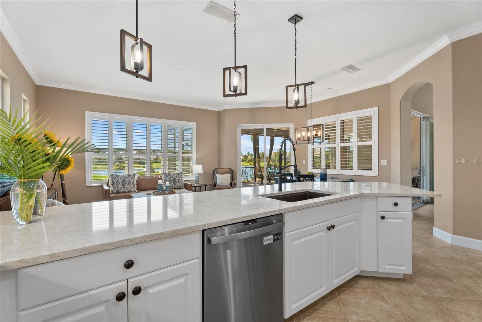 229 MONTELLUNA DR, NORTH VENICE, FL, 34275