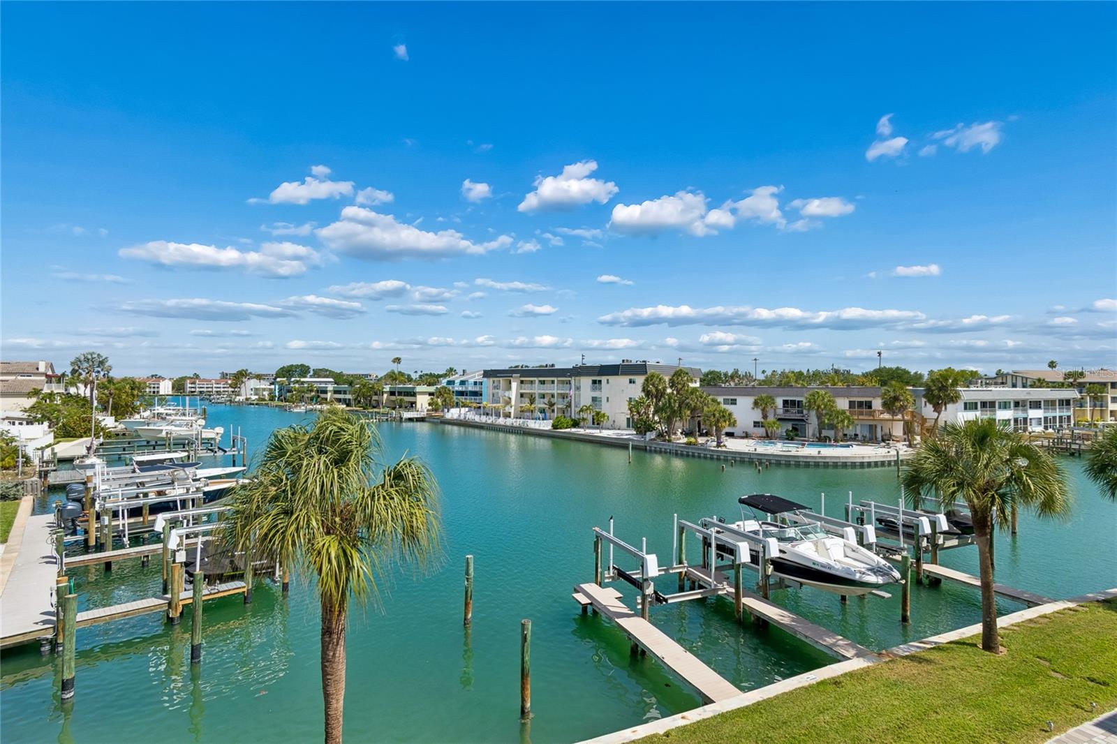 152 117TH AVE, ST PETERSBURG, FL, 33706