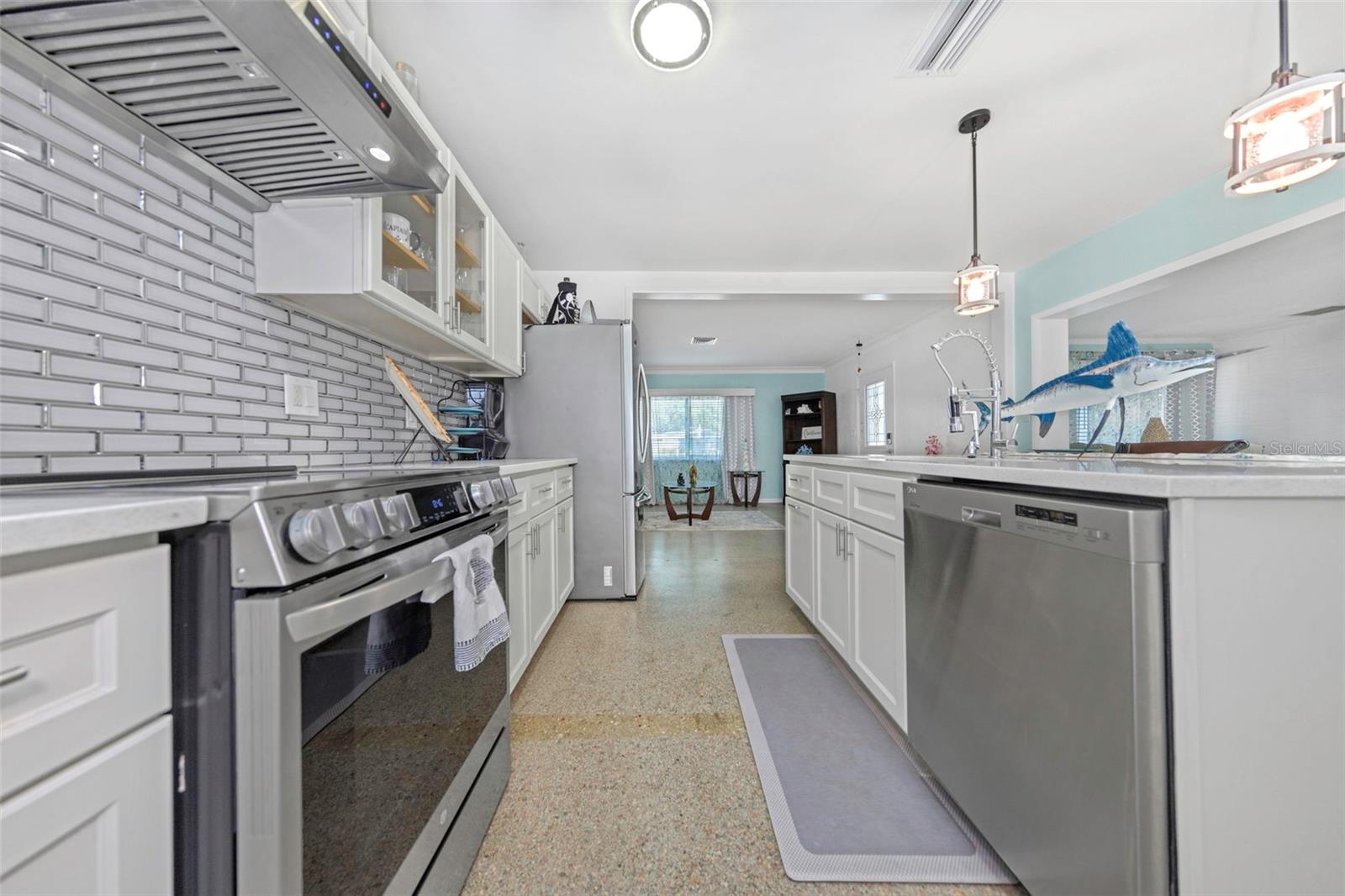 2025 TEMPLE TER, CLEARWATER, FL, 33764