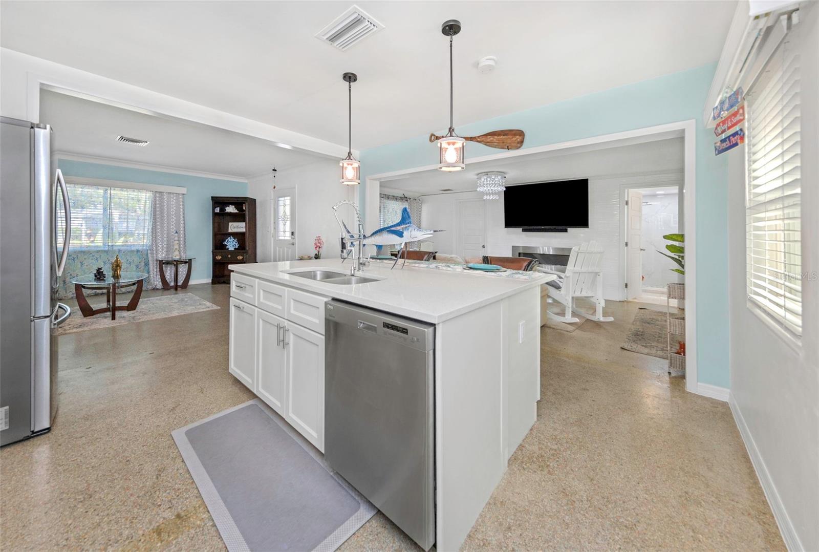 2025 TEMPLE TER, CLEARWATER, FL, 33764