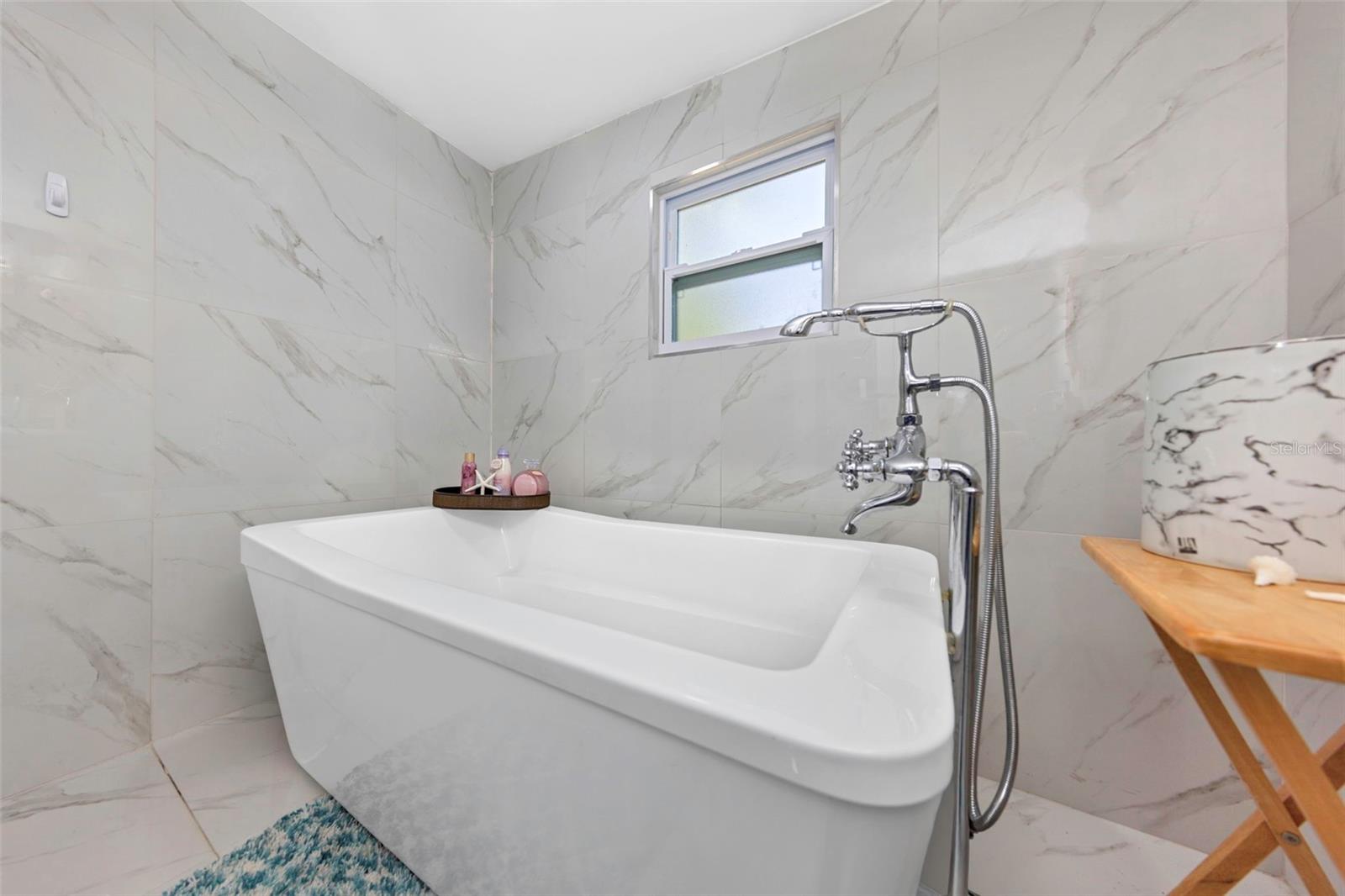 2025 TEMPLE TER, CLEARWATER, FL, 33764