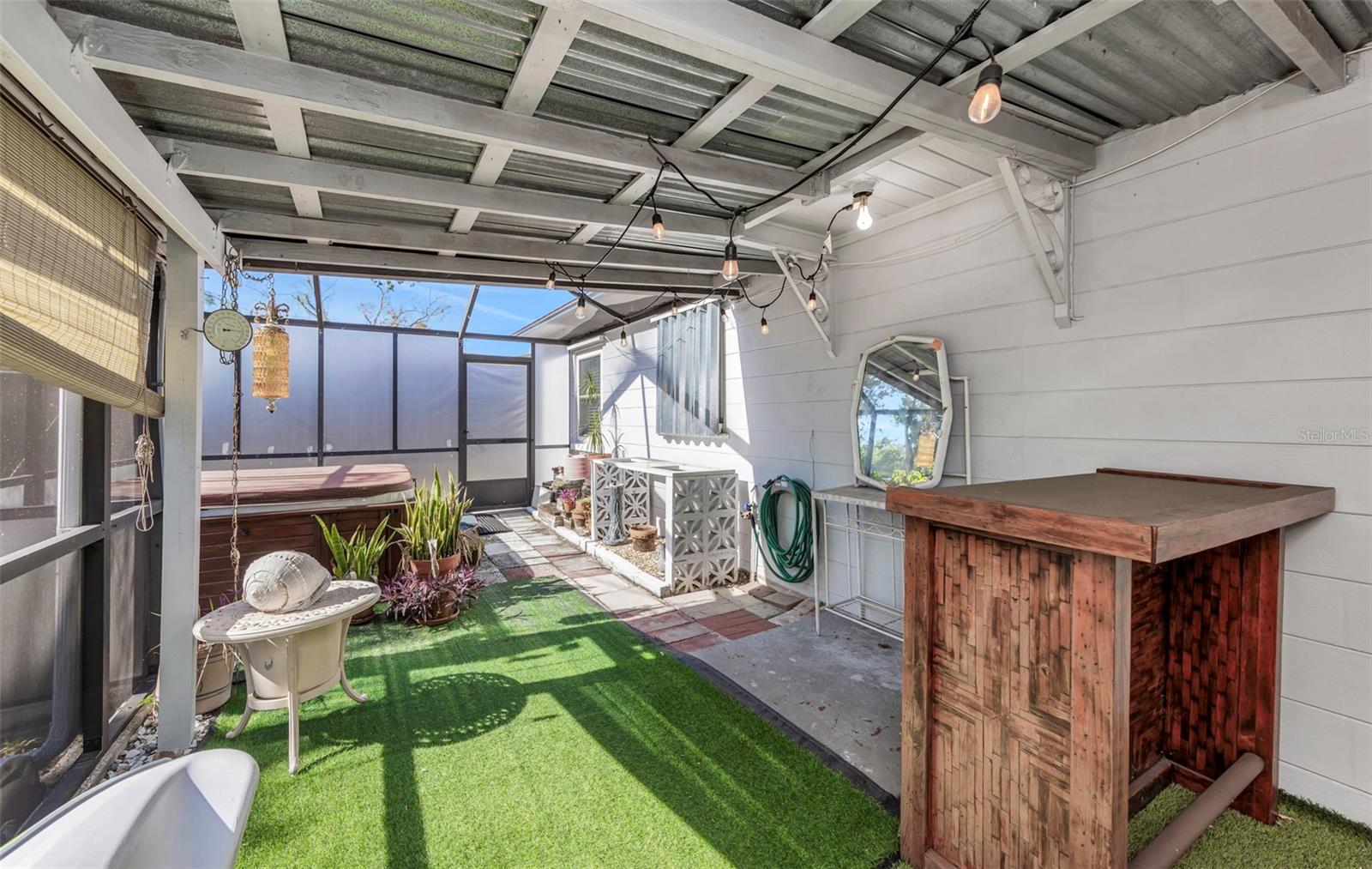 2025 TEMPLE TER, CLEARWATER, FL, 33764