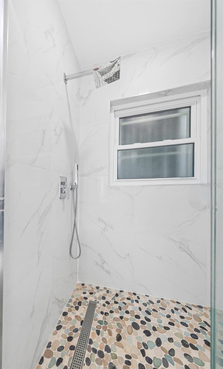 2025 TEMPLE TER, CLEARWATER, FL, 33764