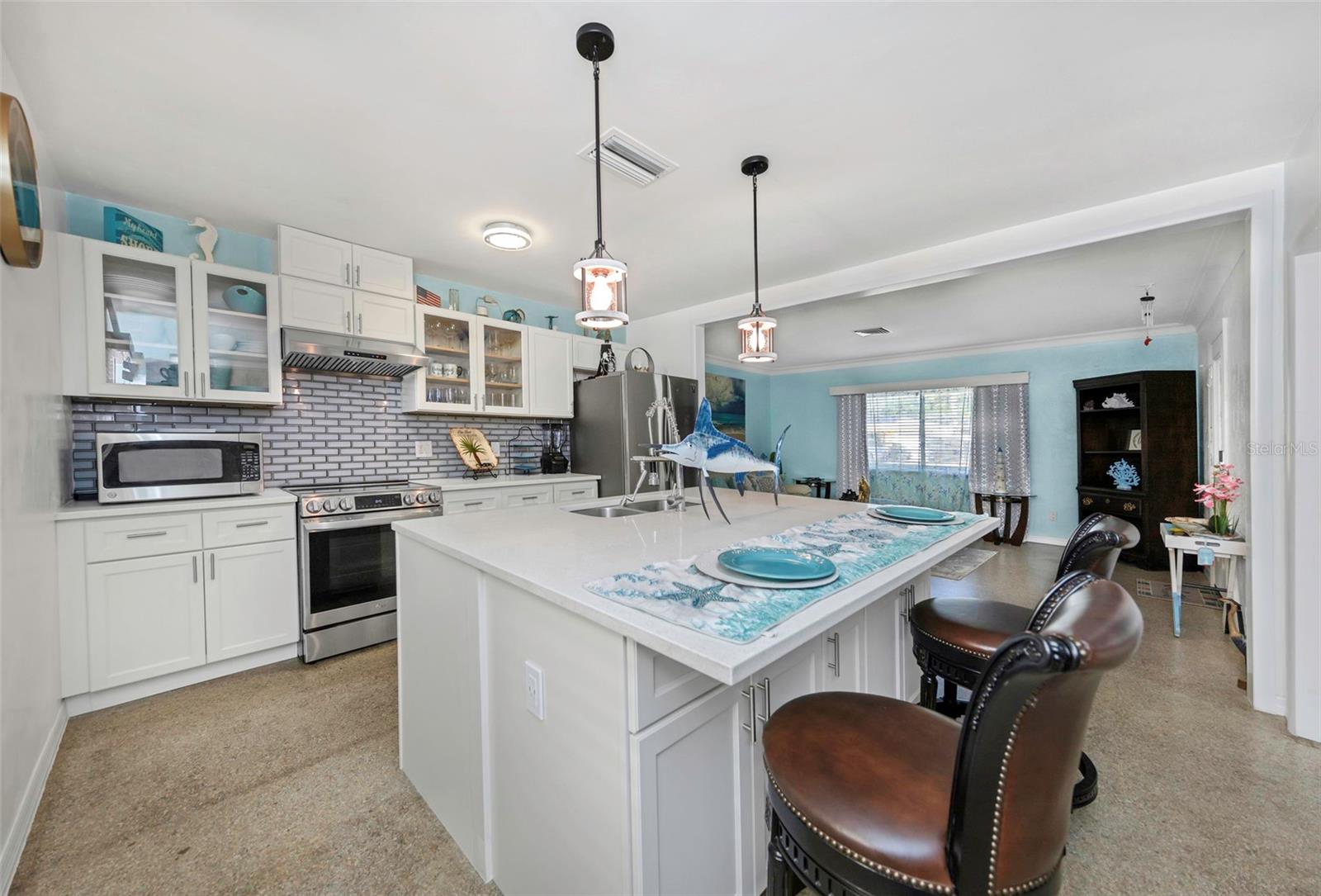 2025 TEMPLE TER, CLEARWATER, FL, 33764