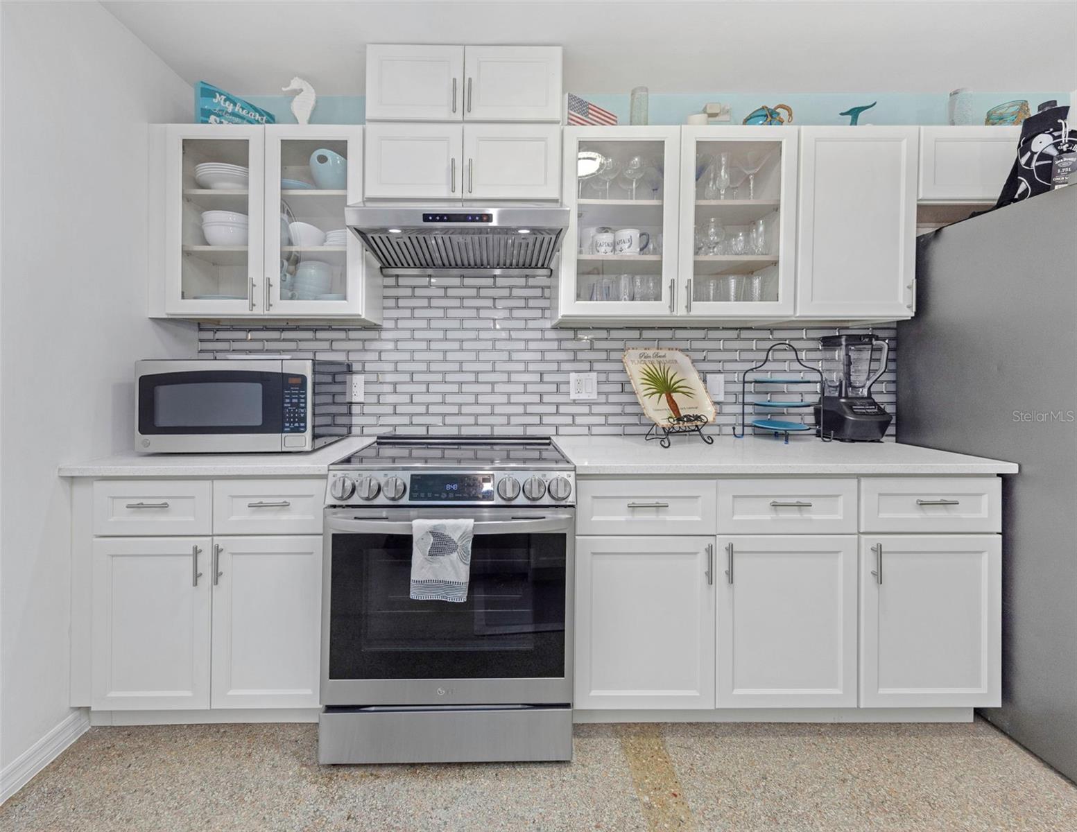 2025 TEMPLE TER, CLEARWATER, FL, 33764