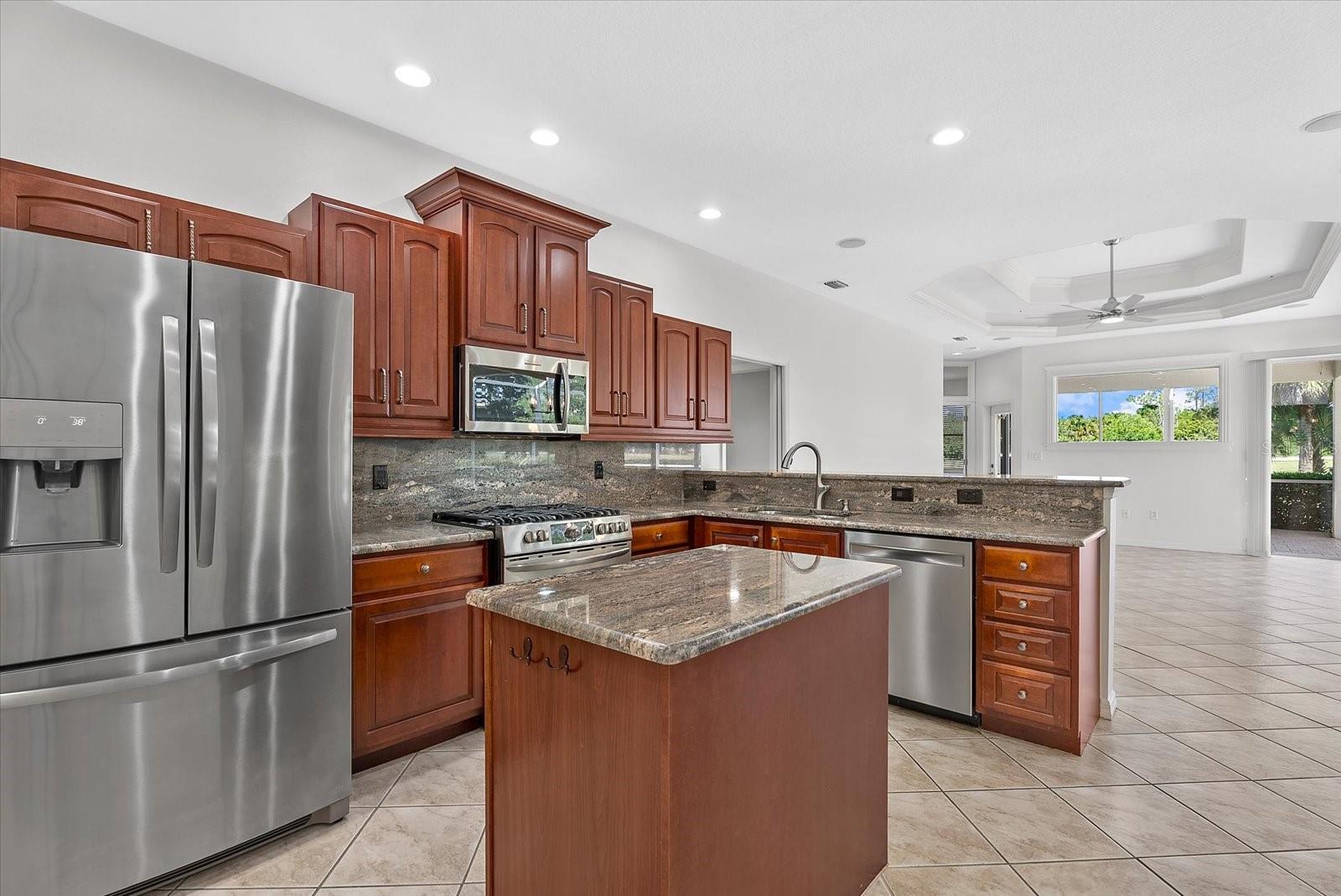 6210 CORMORANT CT, BRADENTON, FL, 34203