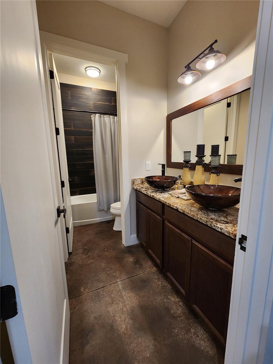 16189 SE 190TH AVE, WEIRSDALE, FL, 32195