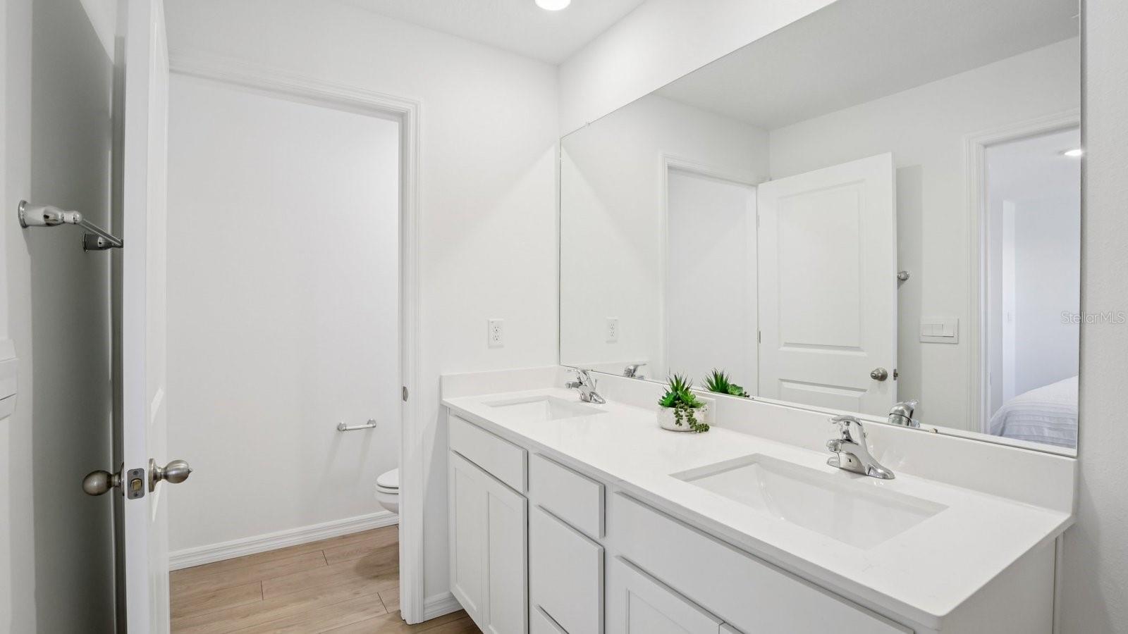 414 WARM HERON PL, RUSKIN, FL, 33570