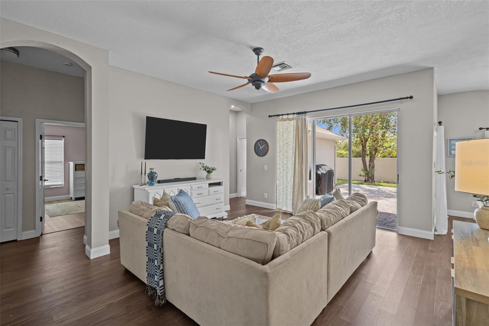 382 FOUNTAINVIEW CIR, OLDSMAR, FL, 34677