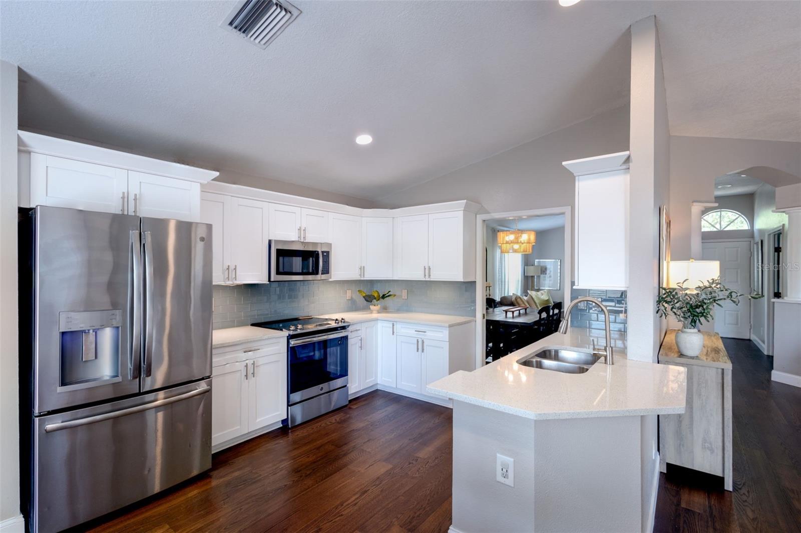 382 FOUNTAINVIEW CIR, OLDSMAR, FL, 34677