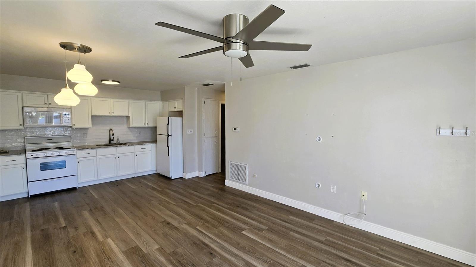 4356 TAHITIAN GARDENS CIR #C, HOLIDAY, FL, 34691