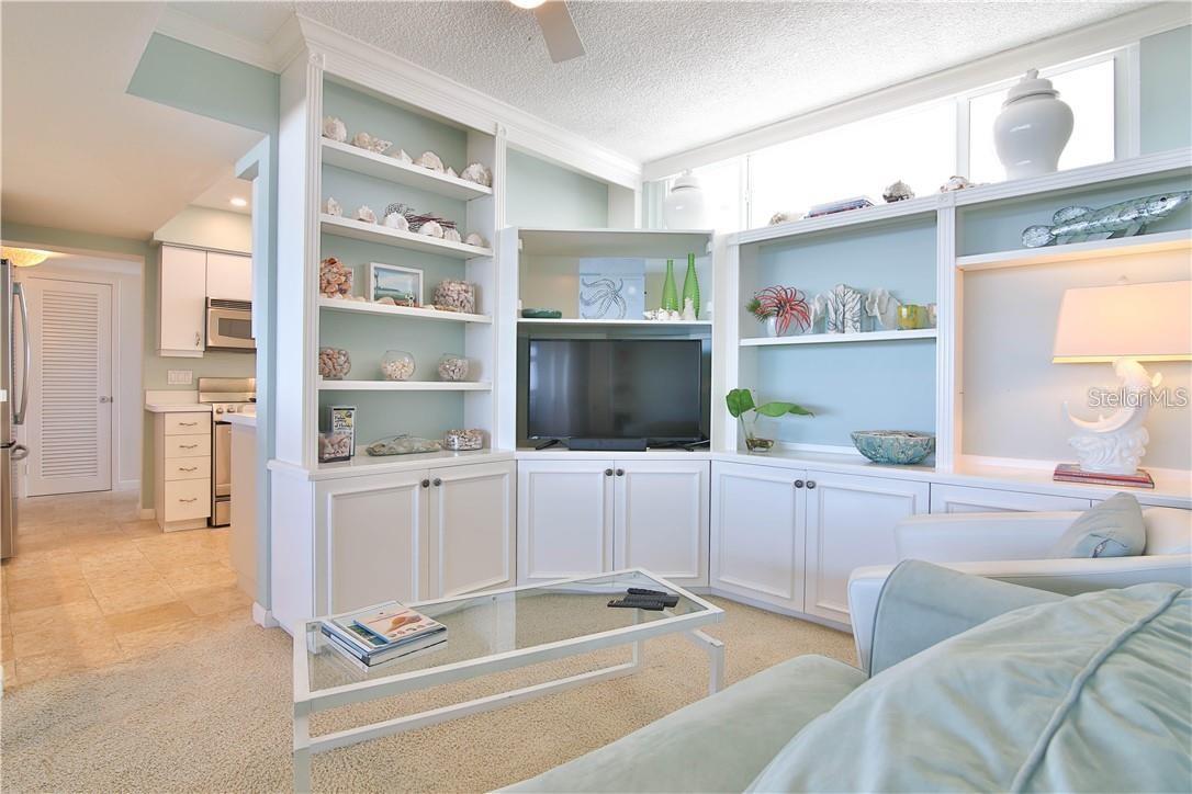 100 SANDS POINT RD #317, LONGBOAT KEY, FL, 34228