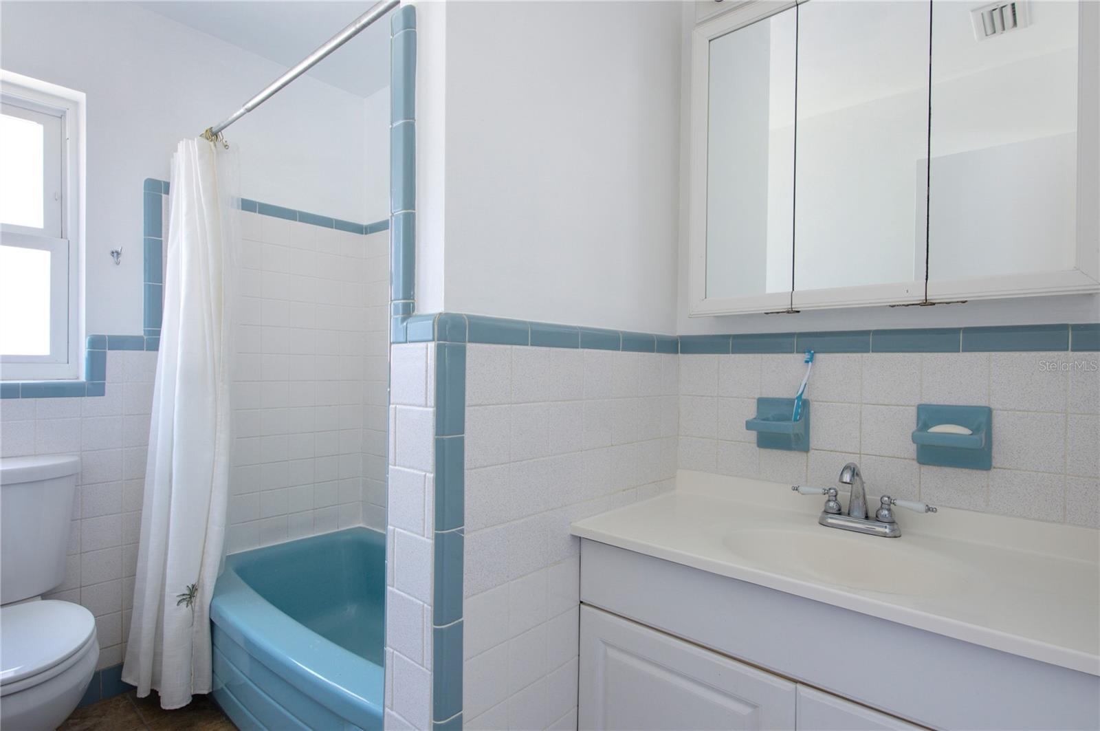 6401 26TH WAY N, ST PETERSBURG, FL, 33702