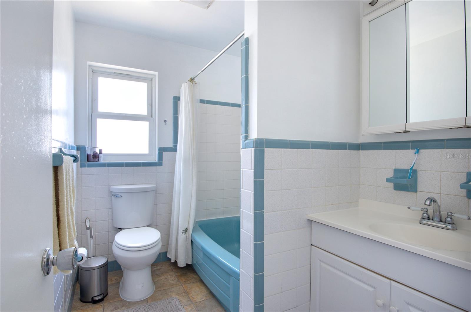 6401 26TH WAY N, ST PETERSBURG, FL, 33702