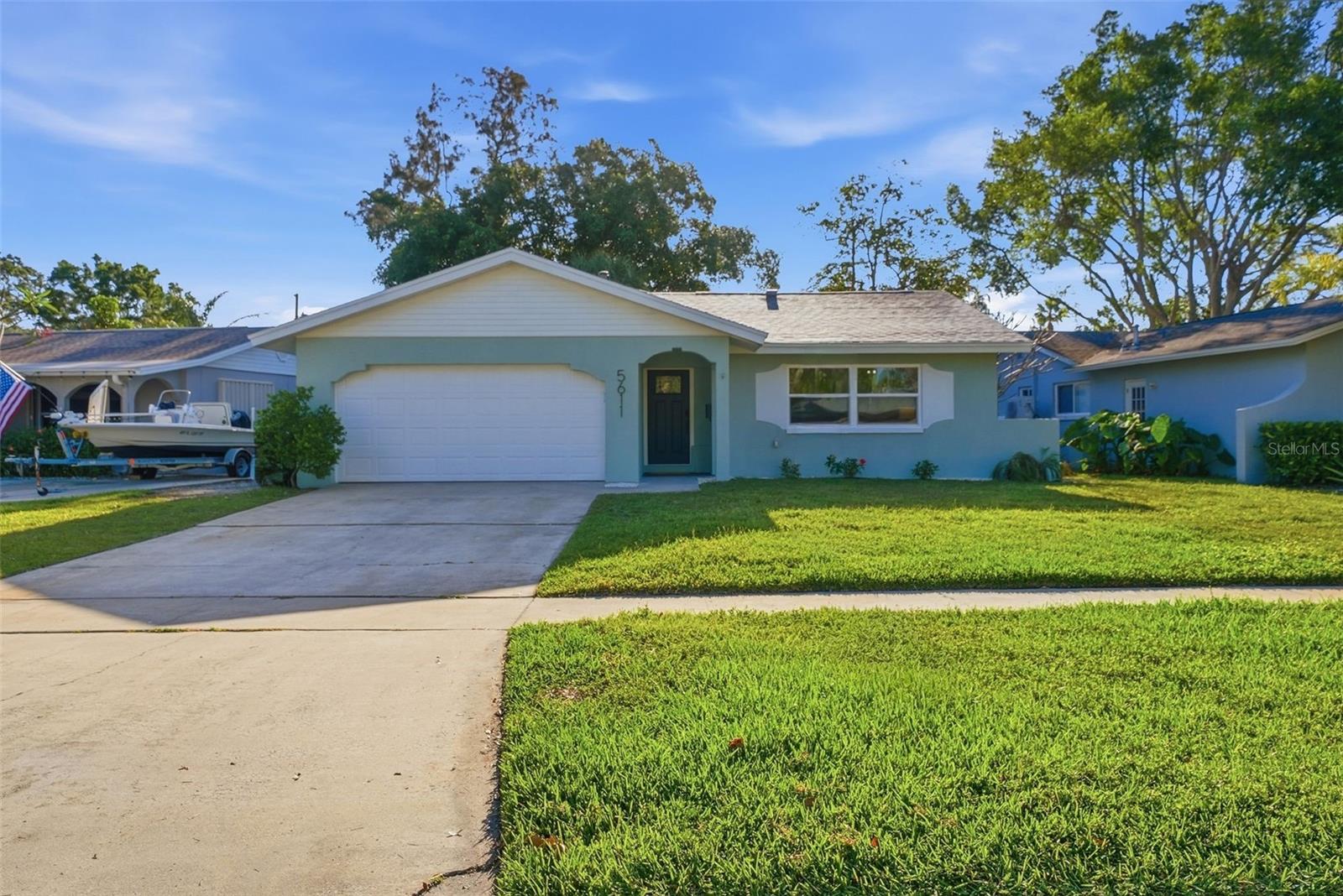 5611 VENETIAN BLVD NE, ST PETERSBURG, FL, 33703