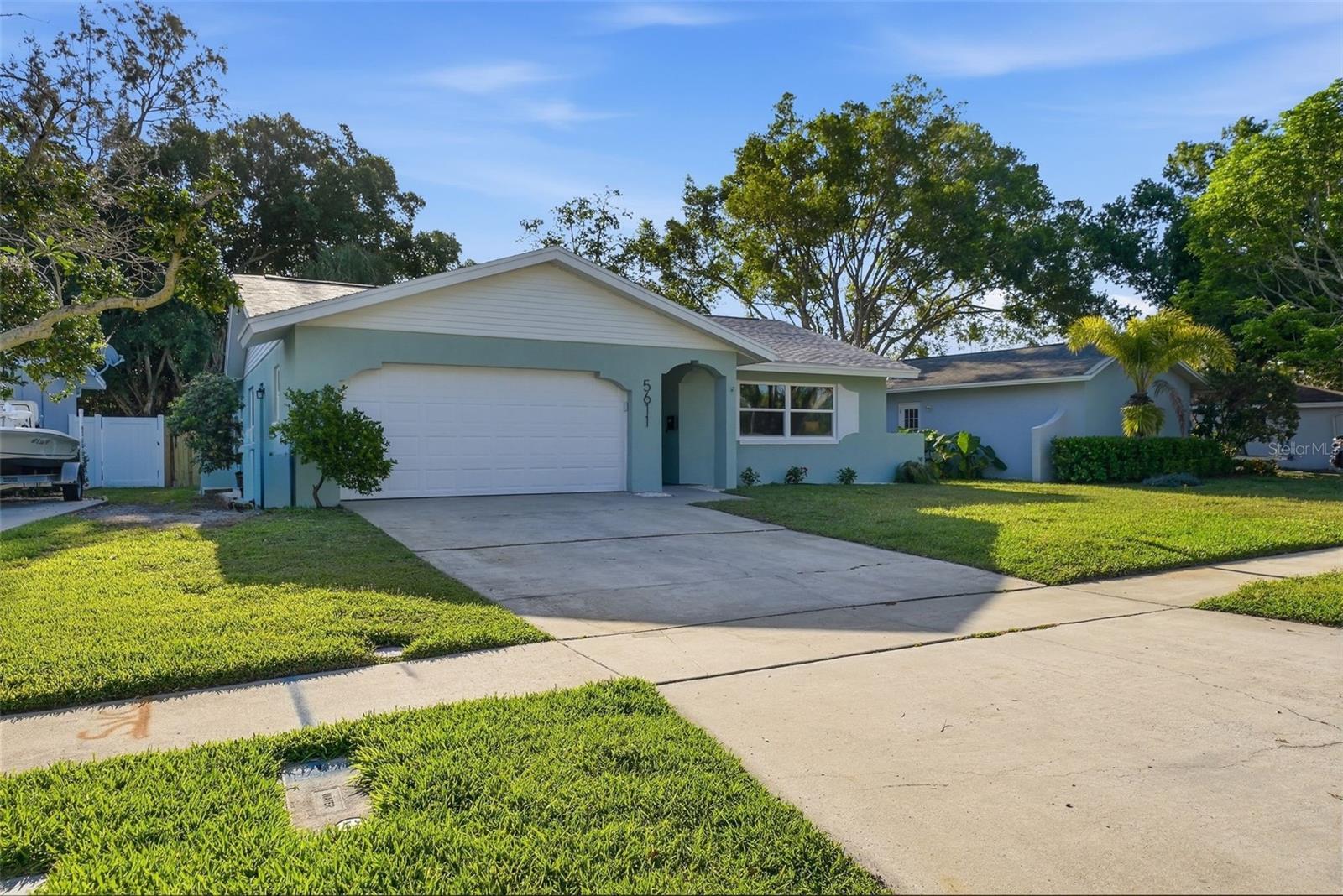 5611 VENETIAN BLVD NE, ST PETERSBURG, FL, 33703