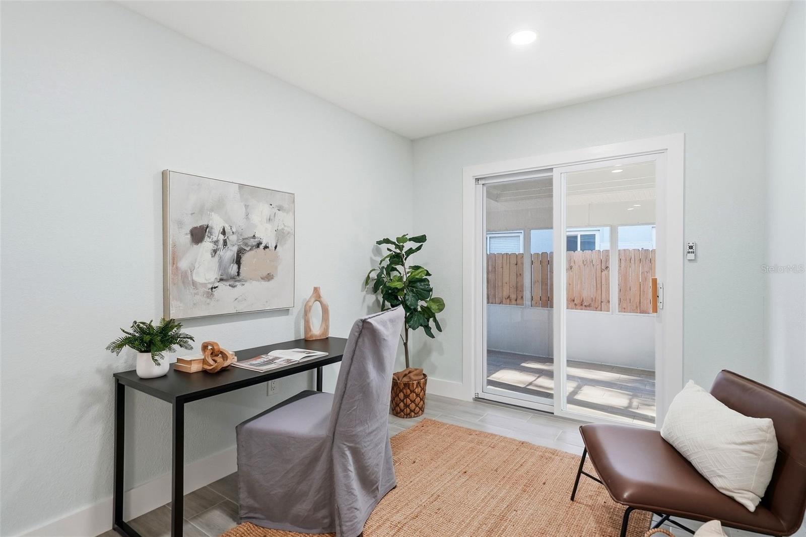 5611 VENETIAN BLVD NE, ST PETERSBURG, FL, 33703