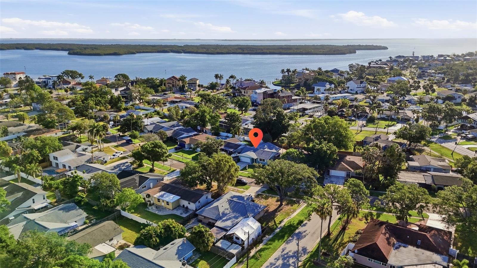 5611 VENETIAN BLVD NE, ST PETERSBURG, FL, 33703