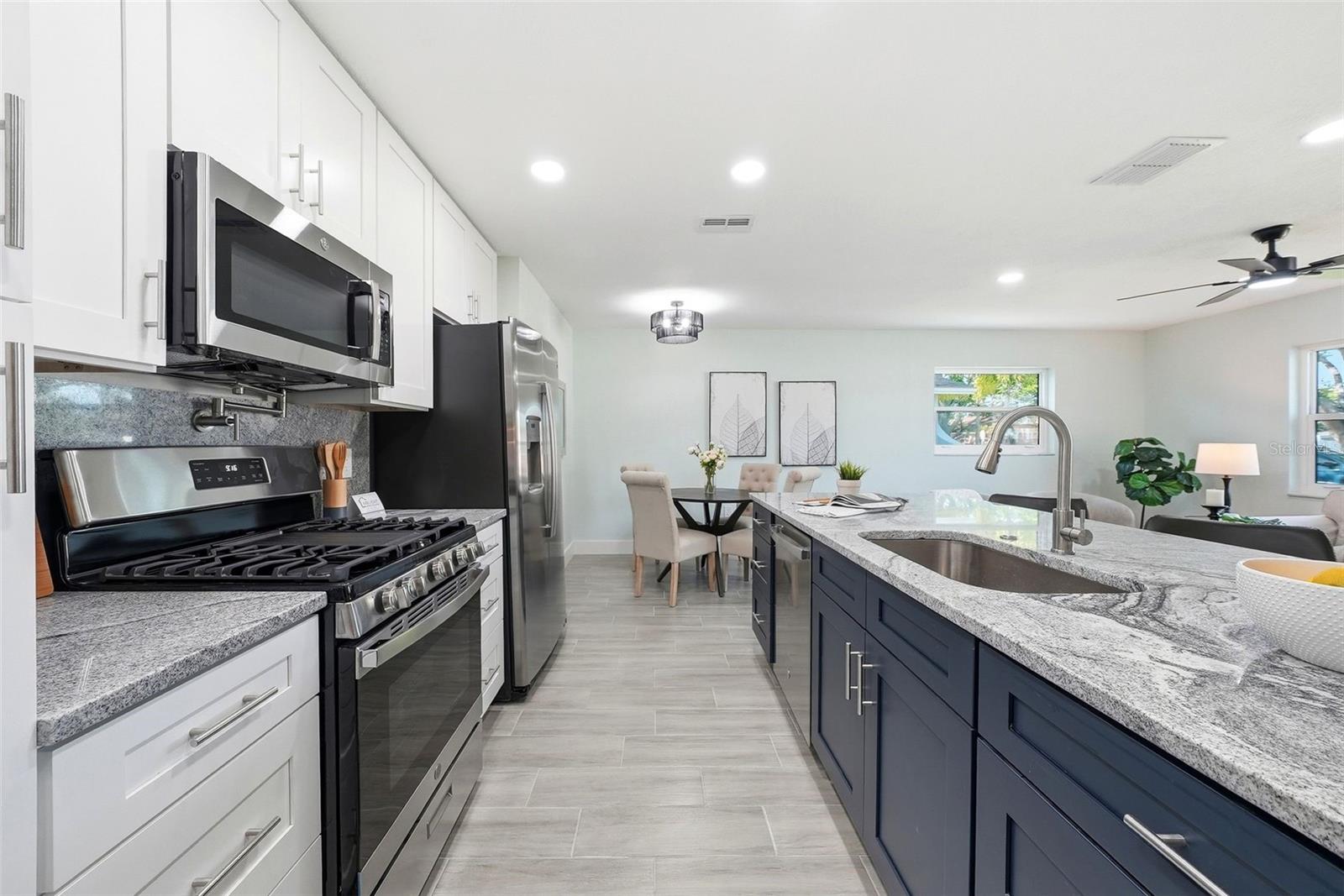 5611 VENETIAN BLVD NE, ST PETERSBURG, FL, 33703