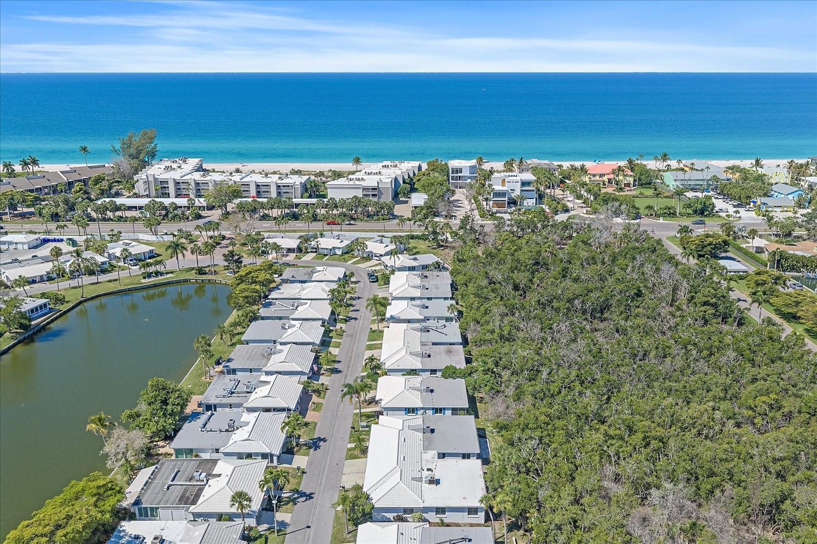 597 SPANISH DR N #12, LONGBOAT KEY, FL, 34228